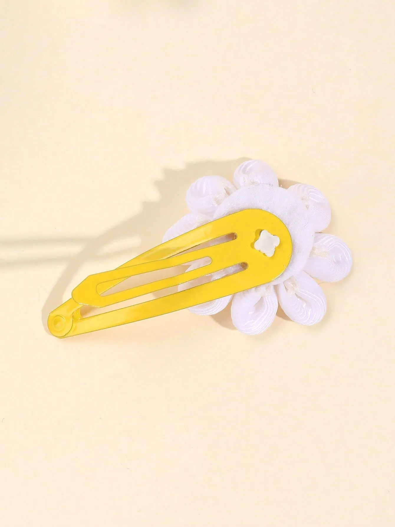 2pcs Flower Hair Clip For Girls,Daisy BB Hair Clip Decor Hair Accessories For Kids Daily