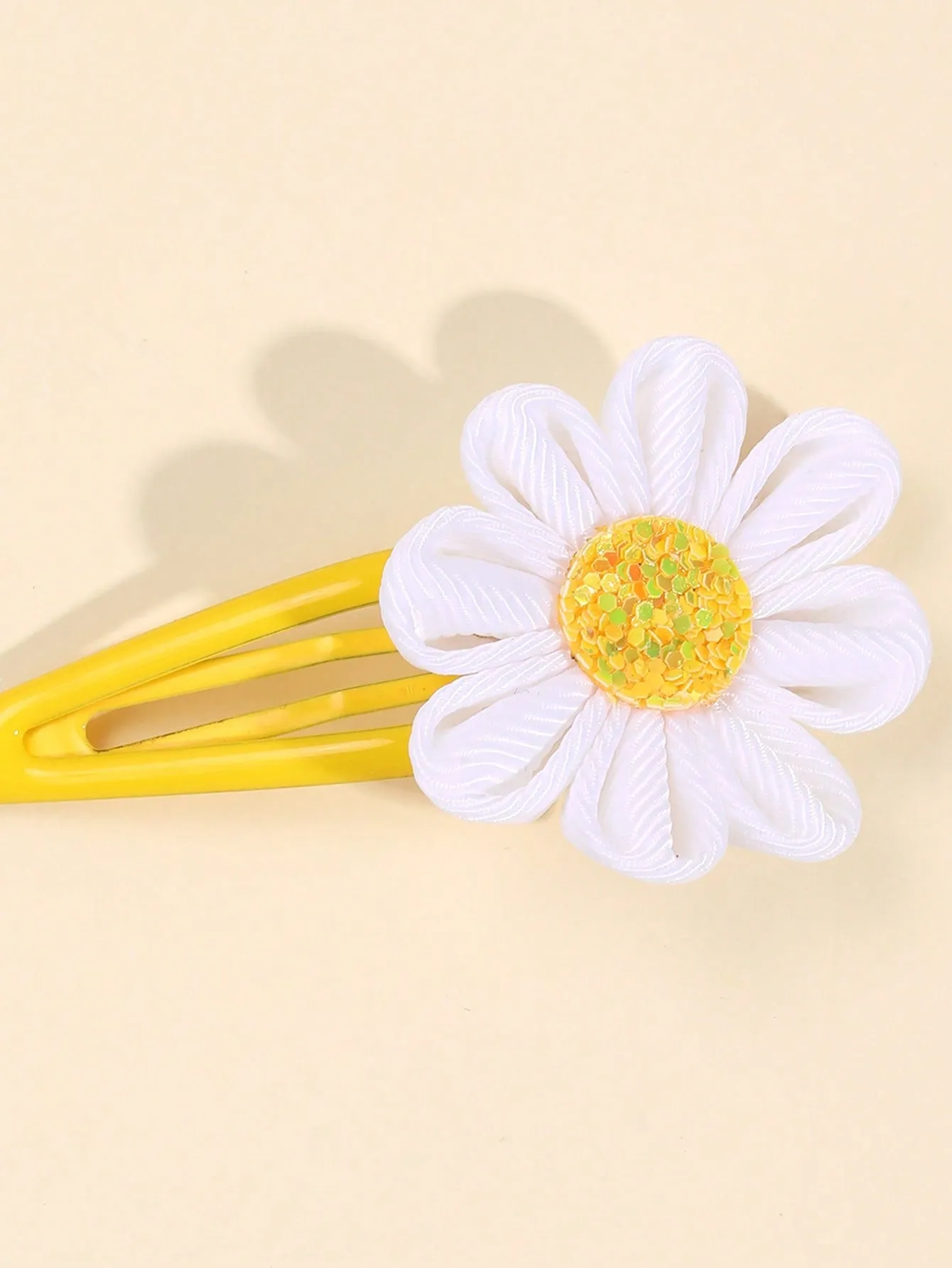 2pcs Flower Hair Clip For Girls,Daisy BB Hair Clip Decor Hair Accessories For Kids Daily