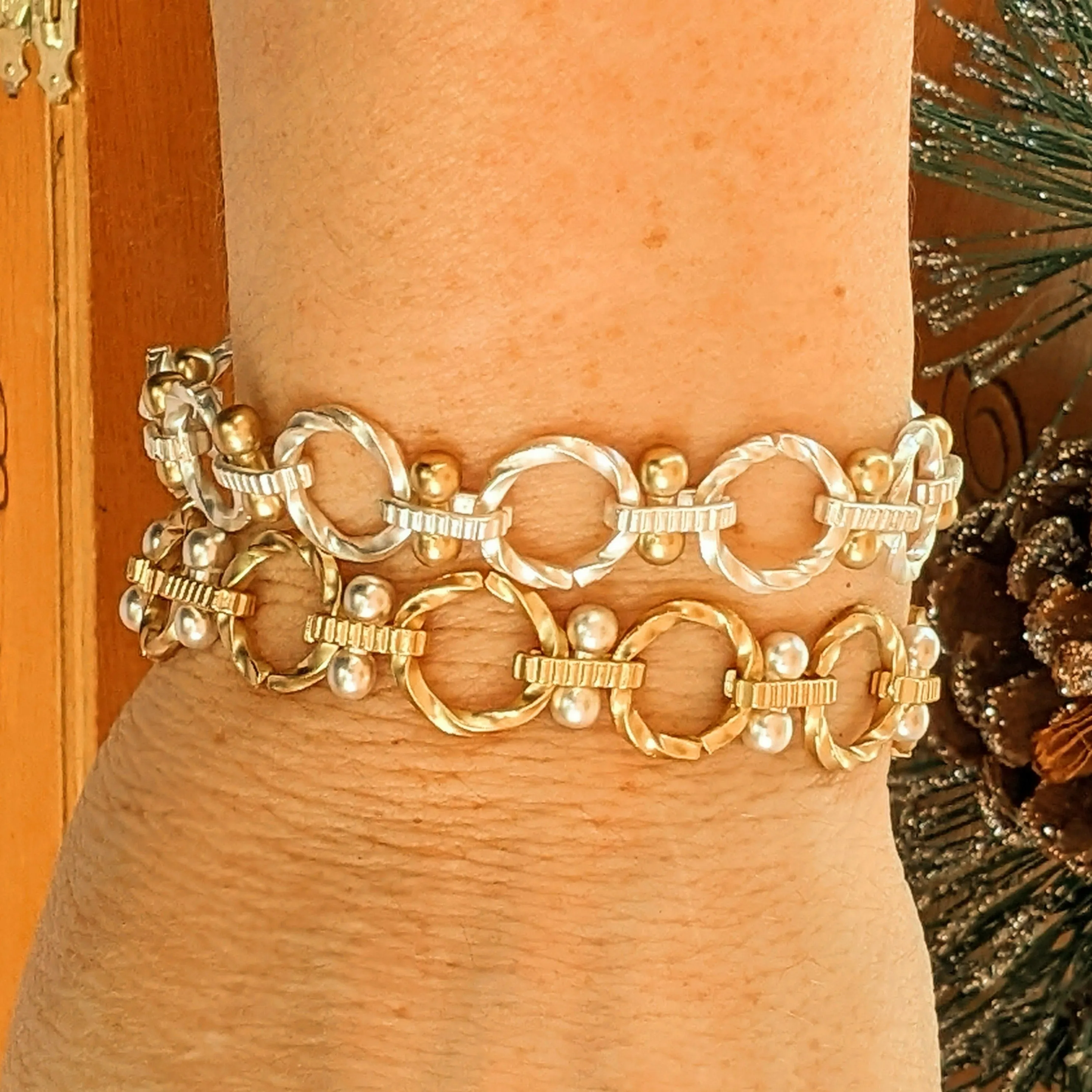 Chunky Two-Tone Chain Bracelet