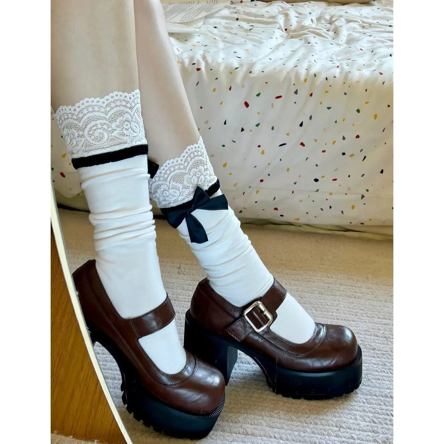 Frilly Crew Socks with Ruffle and Ribbon | Kawaii Outfits