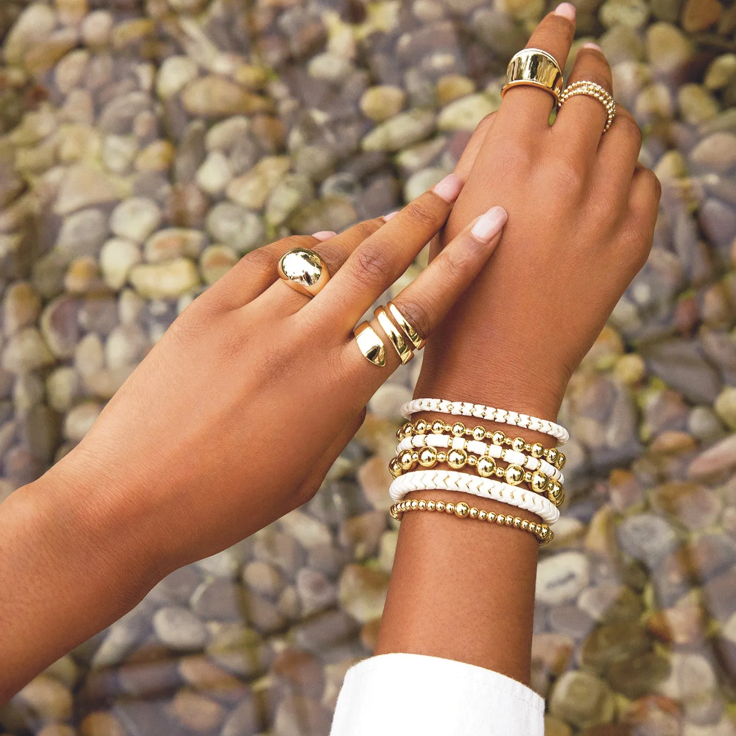 large herringbone bead stretch bracelet