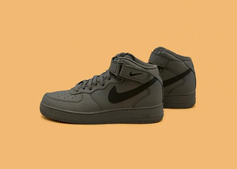 NIKE - Men - Air Force 1 Mid - Ridgerock/Black