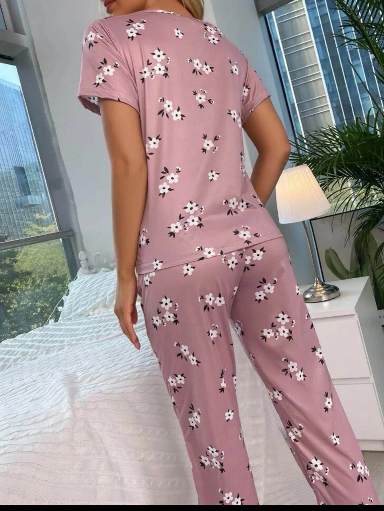 Women's Two-piece Set Allover Comfortable Floral Print Short Sleeve Pants Pajama Sets